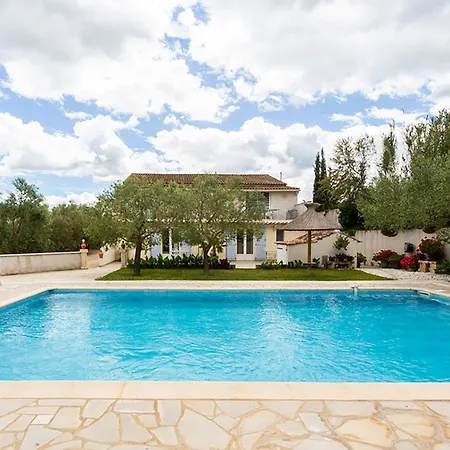 Cote Oliviers 6p - Appt Avec Piscine Partagee Apartment *