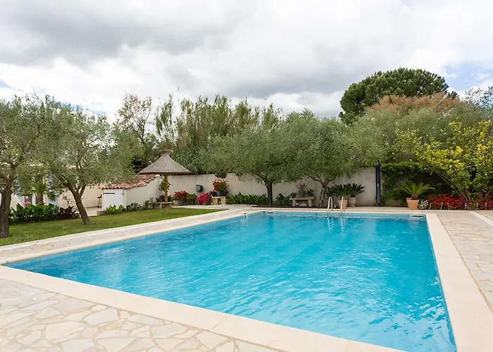 Apartamento Côté Oliviers 6p - Appt Avec Piscine Partagée Beaucaire (Gard)